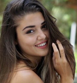 Hande Erçel