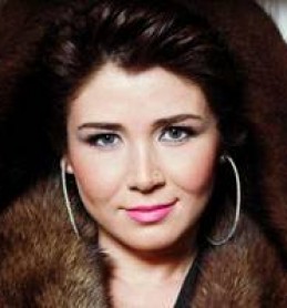 Elnarə Xəlilova