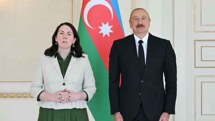 İlham Əliyev Kler Brosnanı qəbul etdi