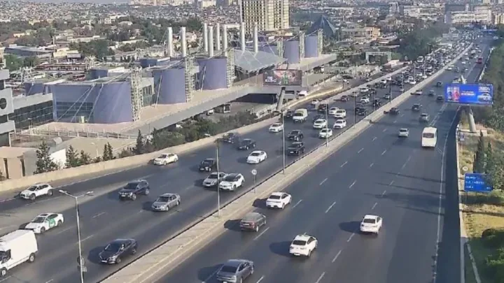 Bakının bu yollarında tıxac yarandı
