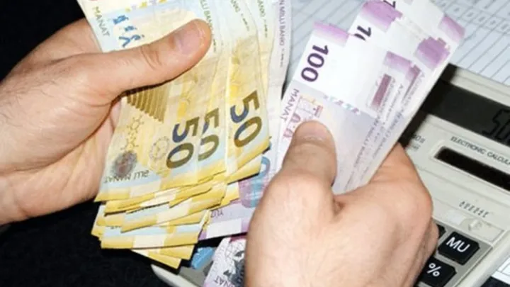 Azərbaycanda orta aylıq əməkhaqqı artıb